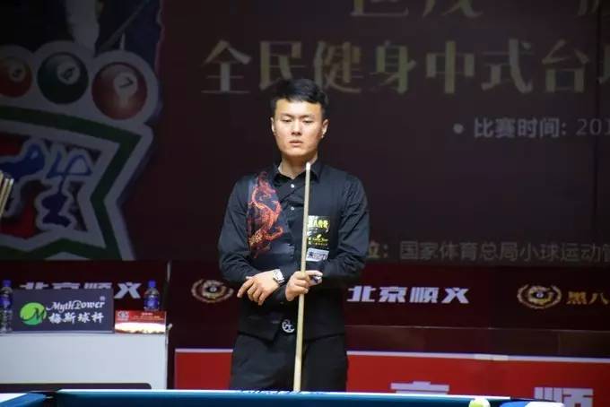 横溢的年轻 横溢的年轻